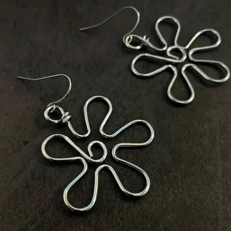 Delicate Silvery Hollow Flower Dangle Earrings Retro Bohemian Zinc Alloy Jewelry
