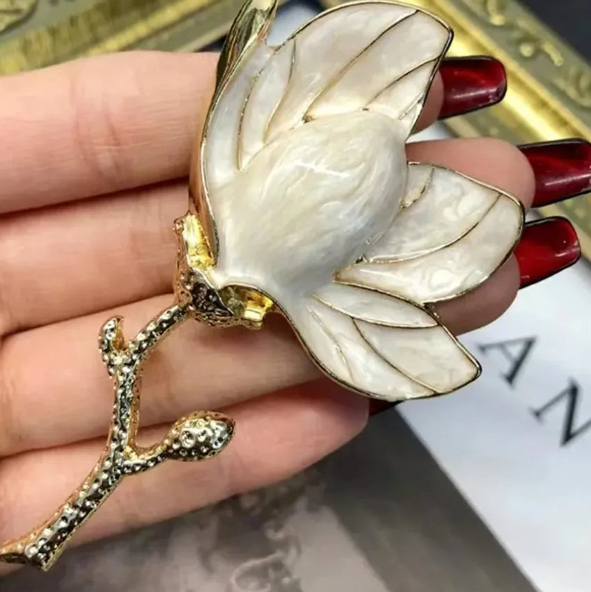 Classic Tulip Flower Brooch Wedding Gift for Men and Women