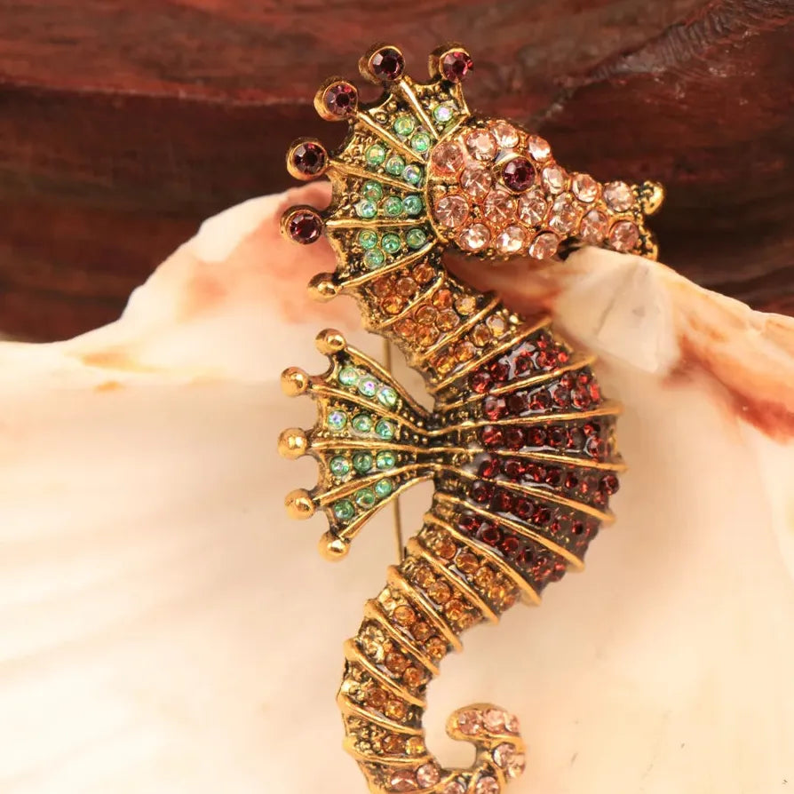 Vintage Classic Seahorse Brooch Pin Jewelry Gift for Men Women