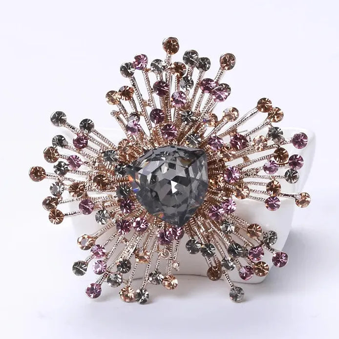 Classic Floral Brooch for Wedding Party Gift Men & Women
