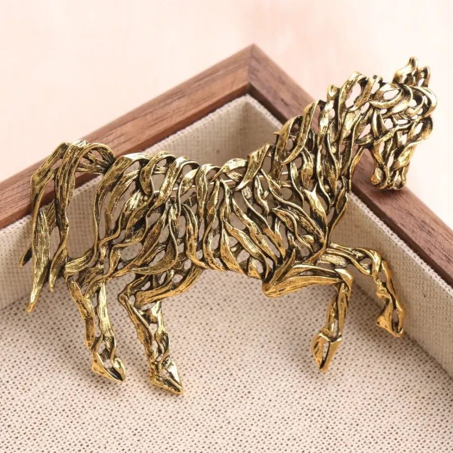 Luxury Vintage Horse Year Warhorse Unicorn Brooch for Men and Women
