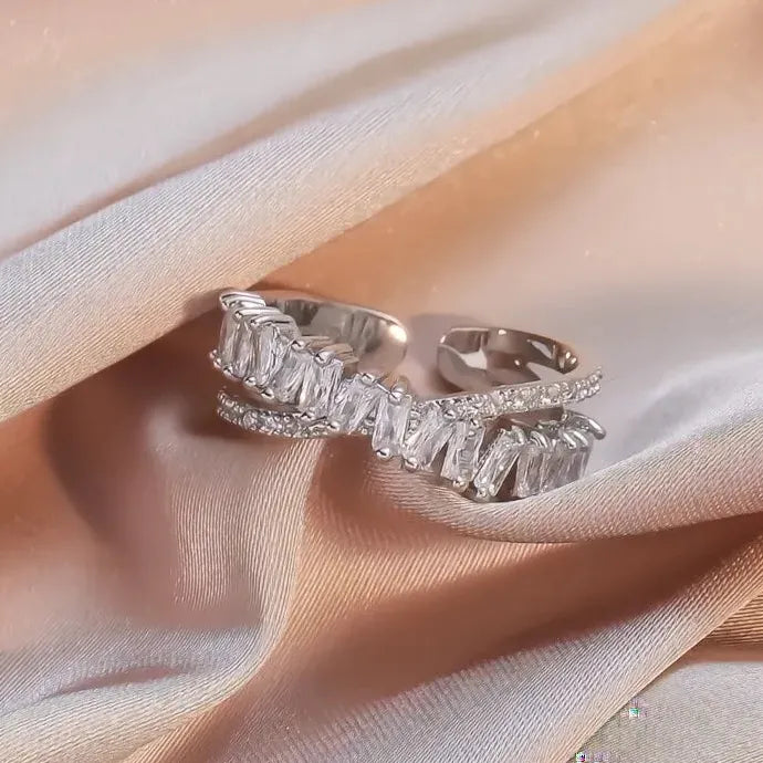 Luxury Copper Zirconia Resizable Double Opening Geometric Rings for Women Students