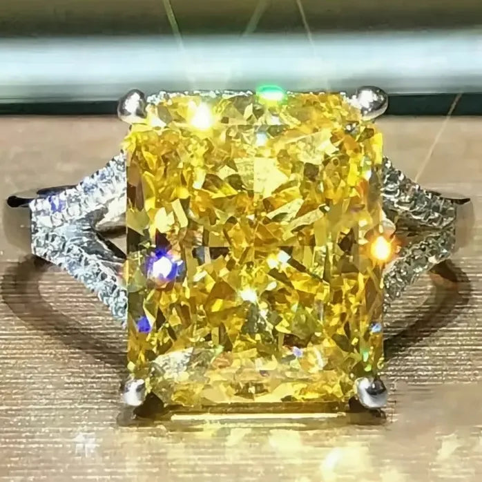 Women’s Yellow Square Cubic Zirconia Brass Geometric Wedding Ring Gift