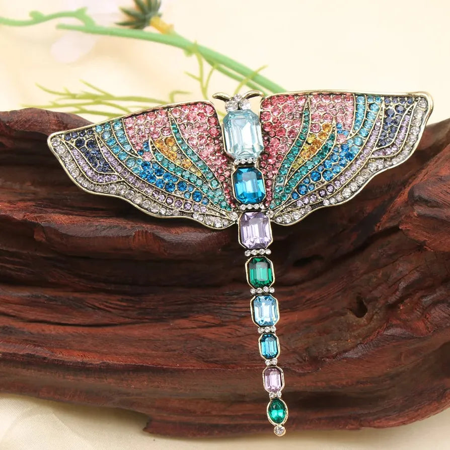 Elegant Dragonfly Brooch for Men and Women Classic Gift Accessory