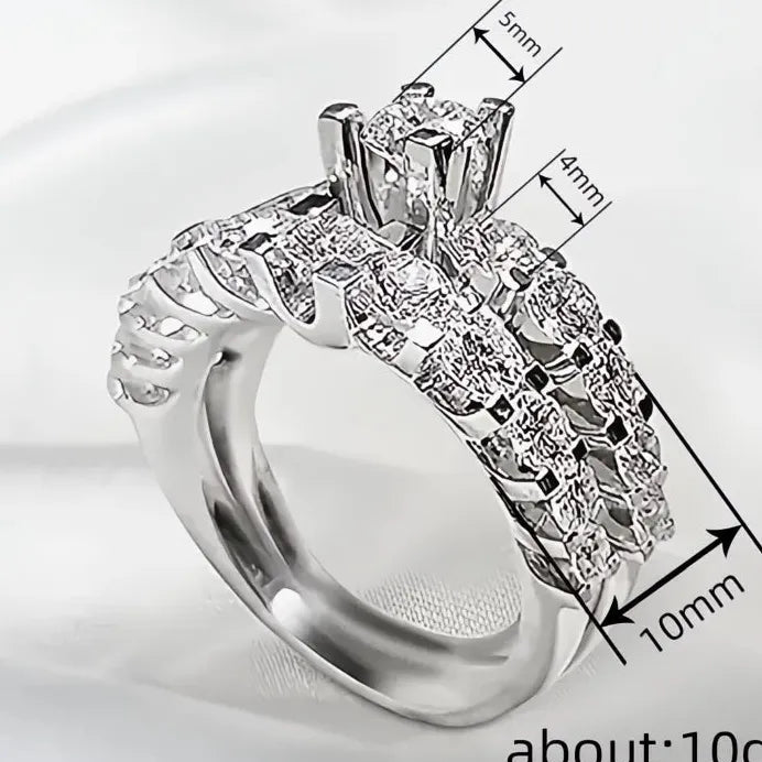 2Pcs Women's Round Cubic Zirconia Stackable Bridal Wedding Ring Set
