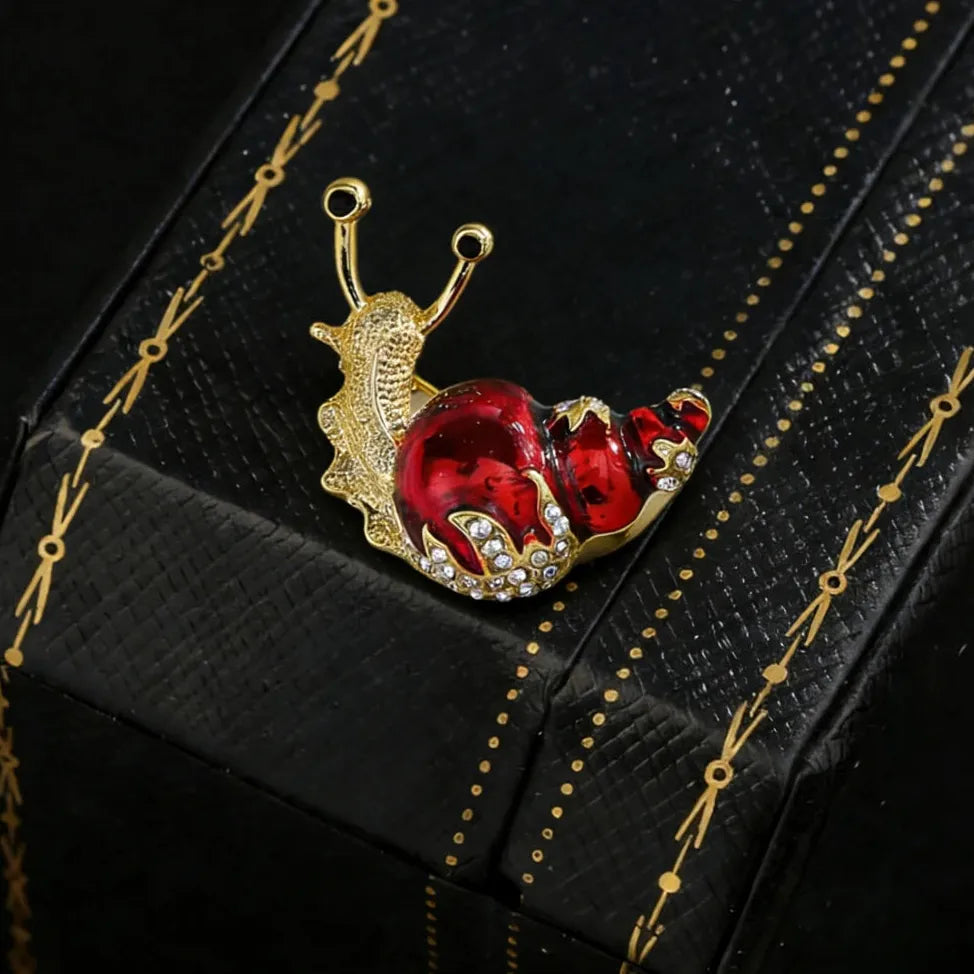 Classic Snail Brooch Luxury Jewelry Gift for Men & Women