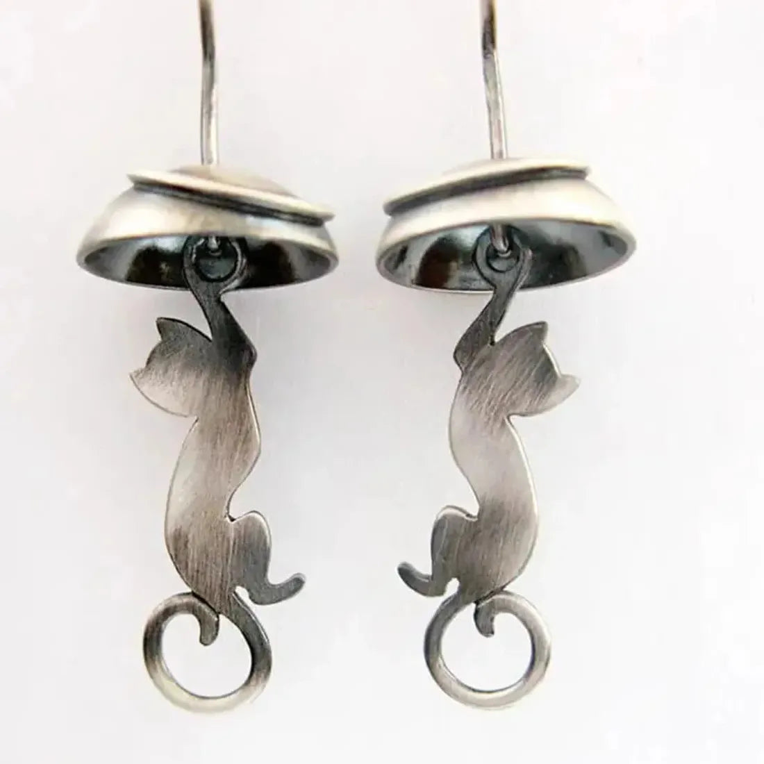 Vintage Bohemian Zinc Alloy Cat Earrings Women’s Drop Animal Pendant Jewelry