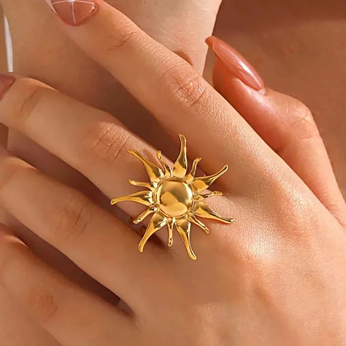 Adjustable Stainless Steel Sun Shape Ring for Women Vintage Gold Jewelry Gift