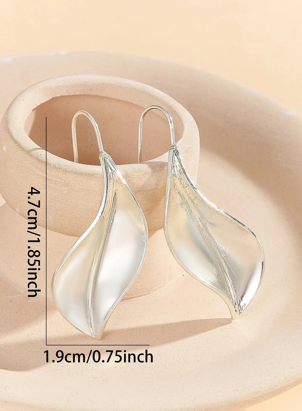Silver Leaf Shape Stud Earrings for Women Vintage Retro Zinc Alloy Jewelry