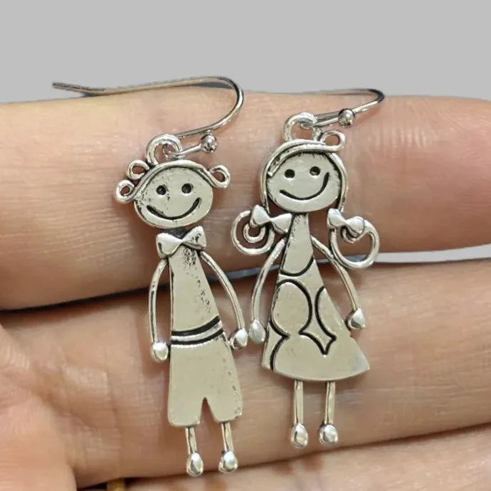 Creative Retro Couple Character Metal Pendant Earrings for Women Daily Wear
