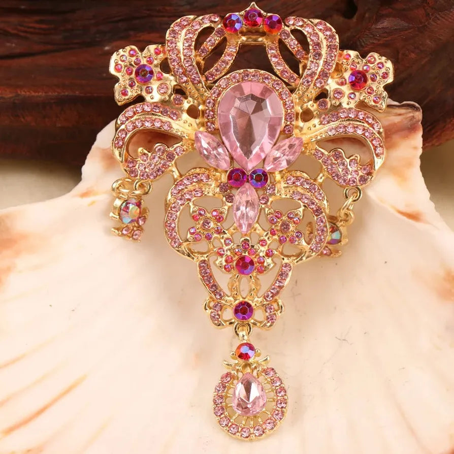 Elegant Openwork Tassel Flower Brooch Jewelry for Women