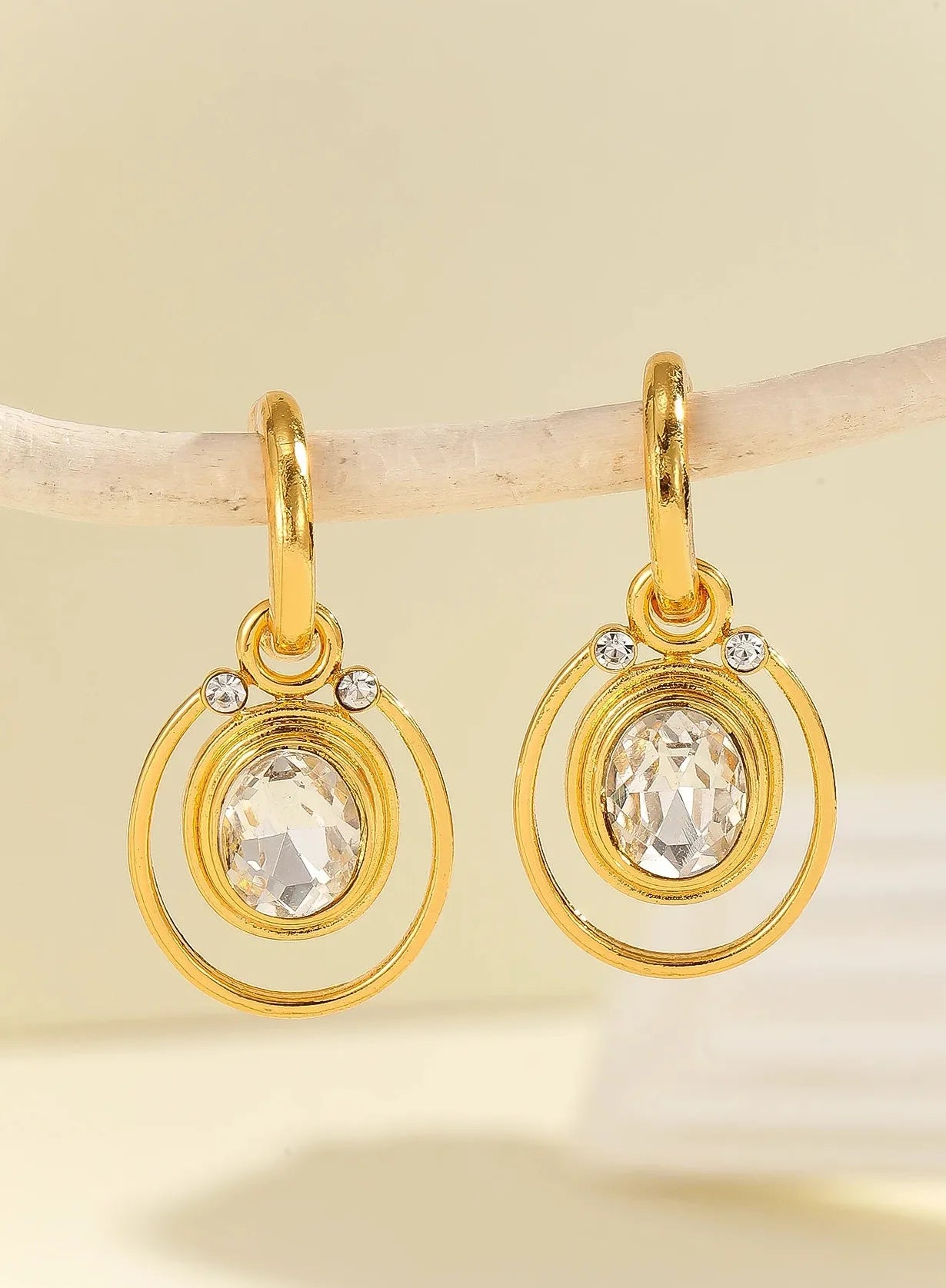 Delicate Gold Color Inlay Rhinestone Dangle Earrings for Women Zinc Alloy Jewelry Gift