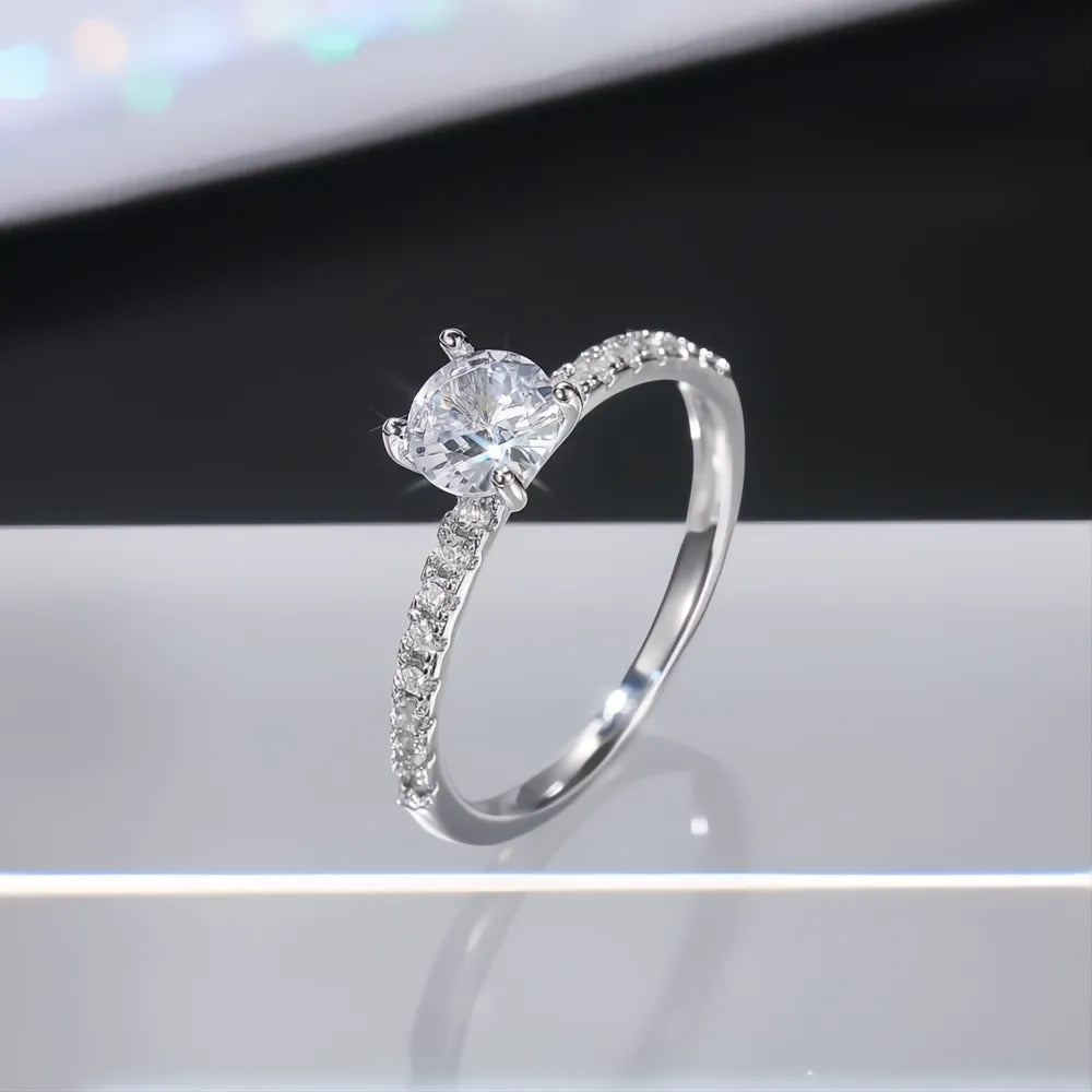4-Prong Cubic Zirconia Wedding Ring for Women Brass Band Simple Fashion Proposal Jewelry