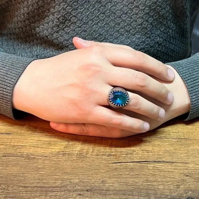 Round Inlaid Blue Stone Zinc Alloy Two Tone Engagement Wedding Ring for Men Women
