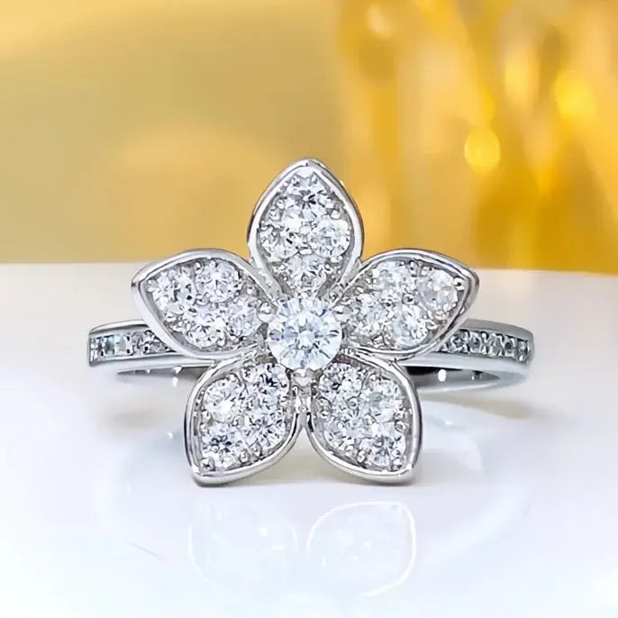 Flower Shaped Cubic Zirconia Brass Ring for Women Wedding Jewelry