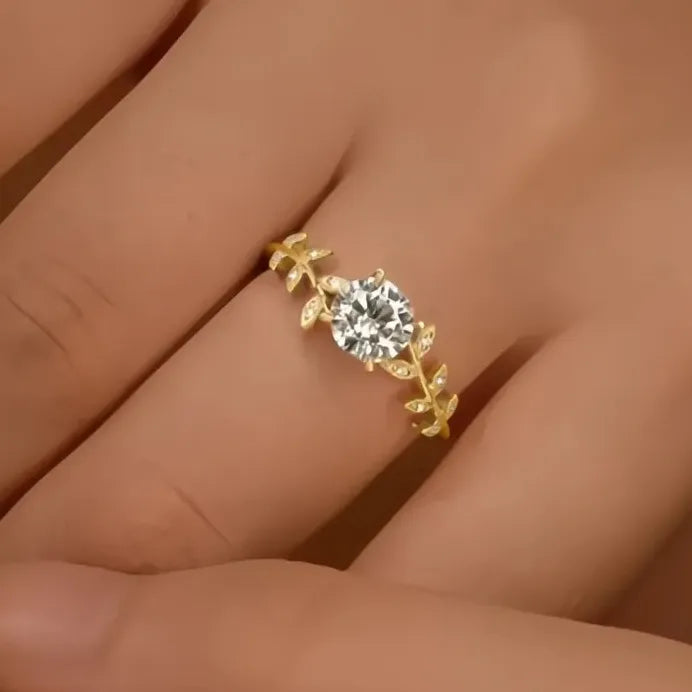 Elegant Women’s Geometric Leaf Design Brass CZ Wedding Band Ring Gift