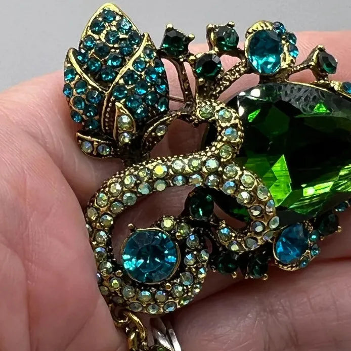 Retro Geometric Crystal Brooch Corsage with Rhinestones for Women