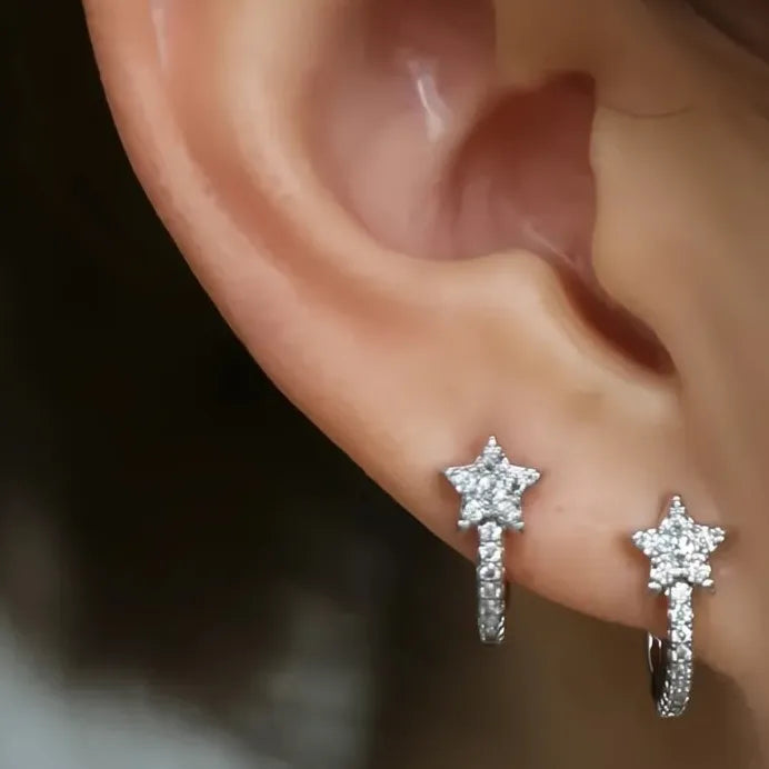 Lightweight Chic Geometric Hoop Earrings for Women Daily Wear