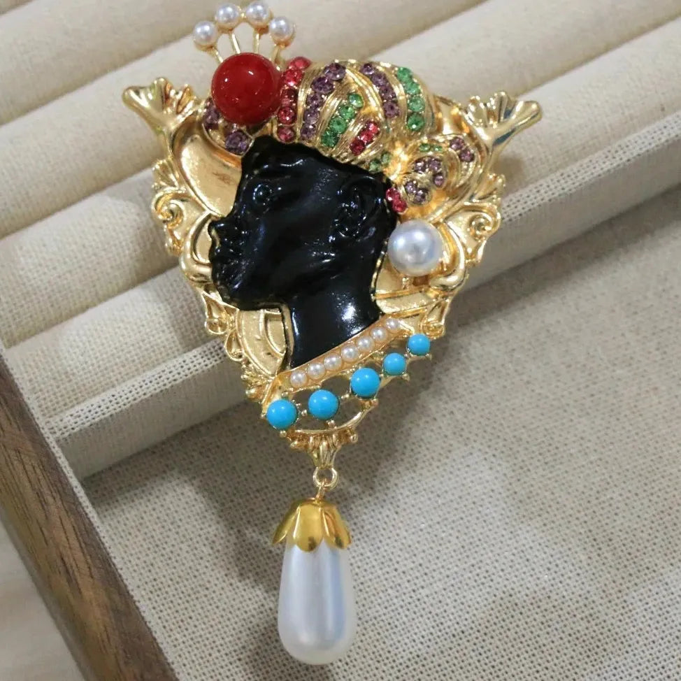 Luxury Egyptian Prince Classic Brooch Pin for Men and Women