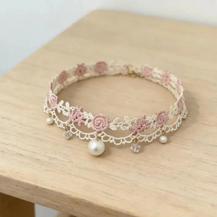 Sweet Rose Flower Edge Embroidery Pearl Pendant Circle Choker Necklace Women