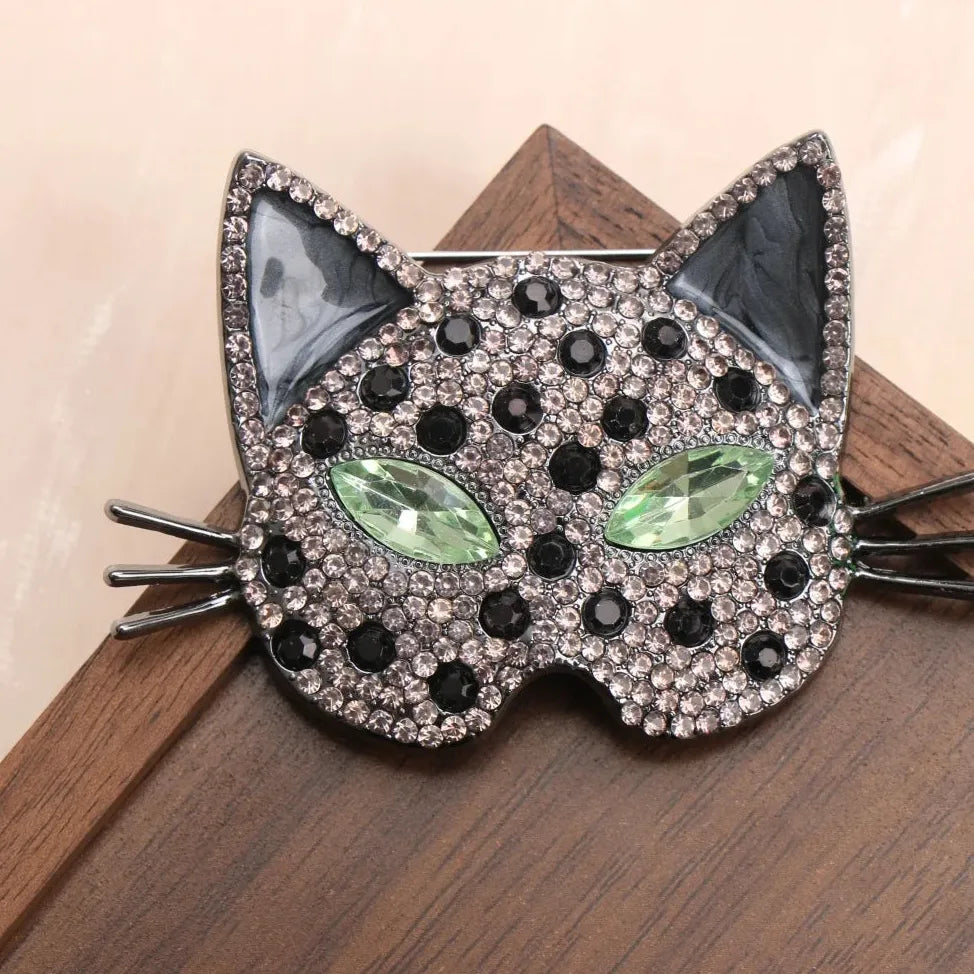 Vintage Fox Brooch Classic Jewelry for Women Elegant Style Accessory