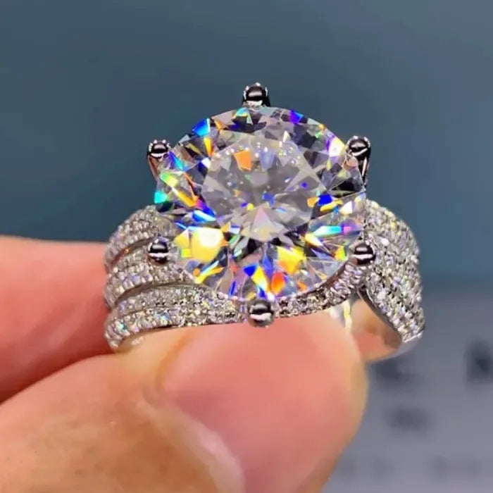 Classic Gold Color Metal Ring for Women White Zircon Wedding Proposal Gift
