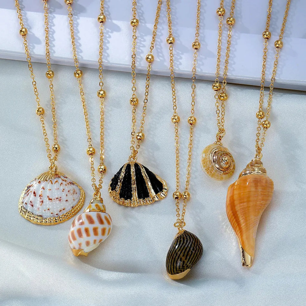 Fashion Beach Shell Conch Pendant Necklace for Women Acrylic Zinc Alloy Jewelry