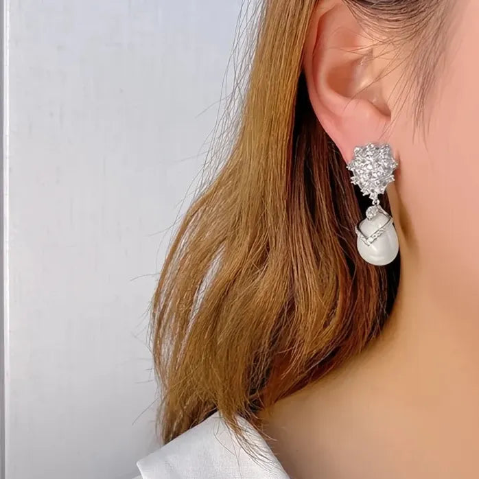 Luxury Simulated Pearl Dangle Earrings with CZ Pendant for Bridal Wedding