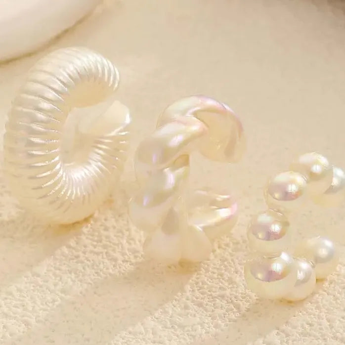 Retro Pearl White Striped Geometric Ear Clip C-Shaped Ear Cuff for Women