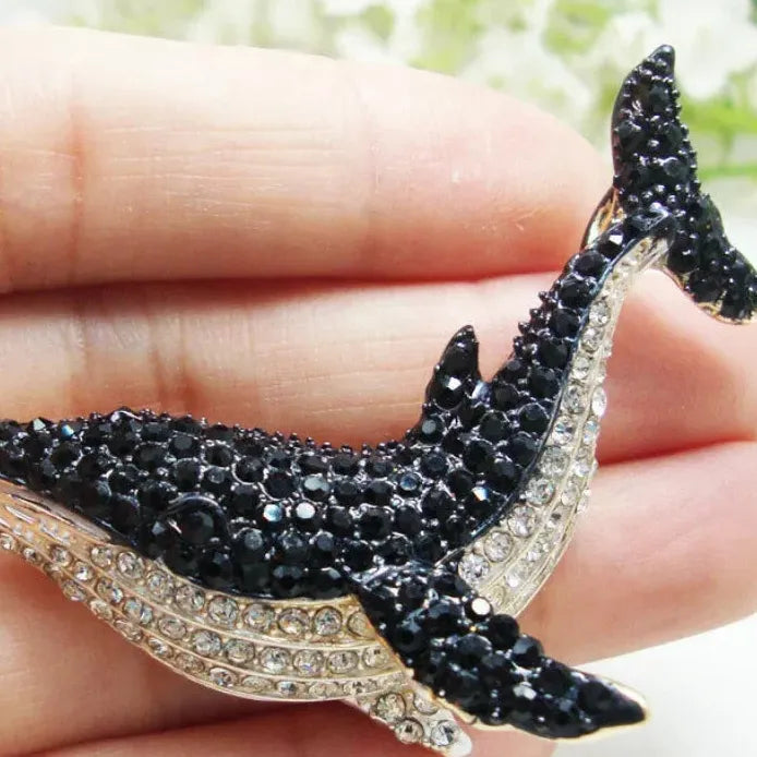 Vintage Dolphin Brooch Pin for Women Classic Animal Jewelry Gift
