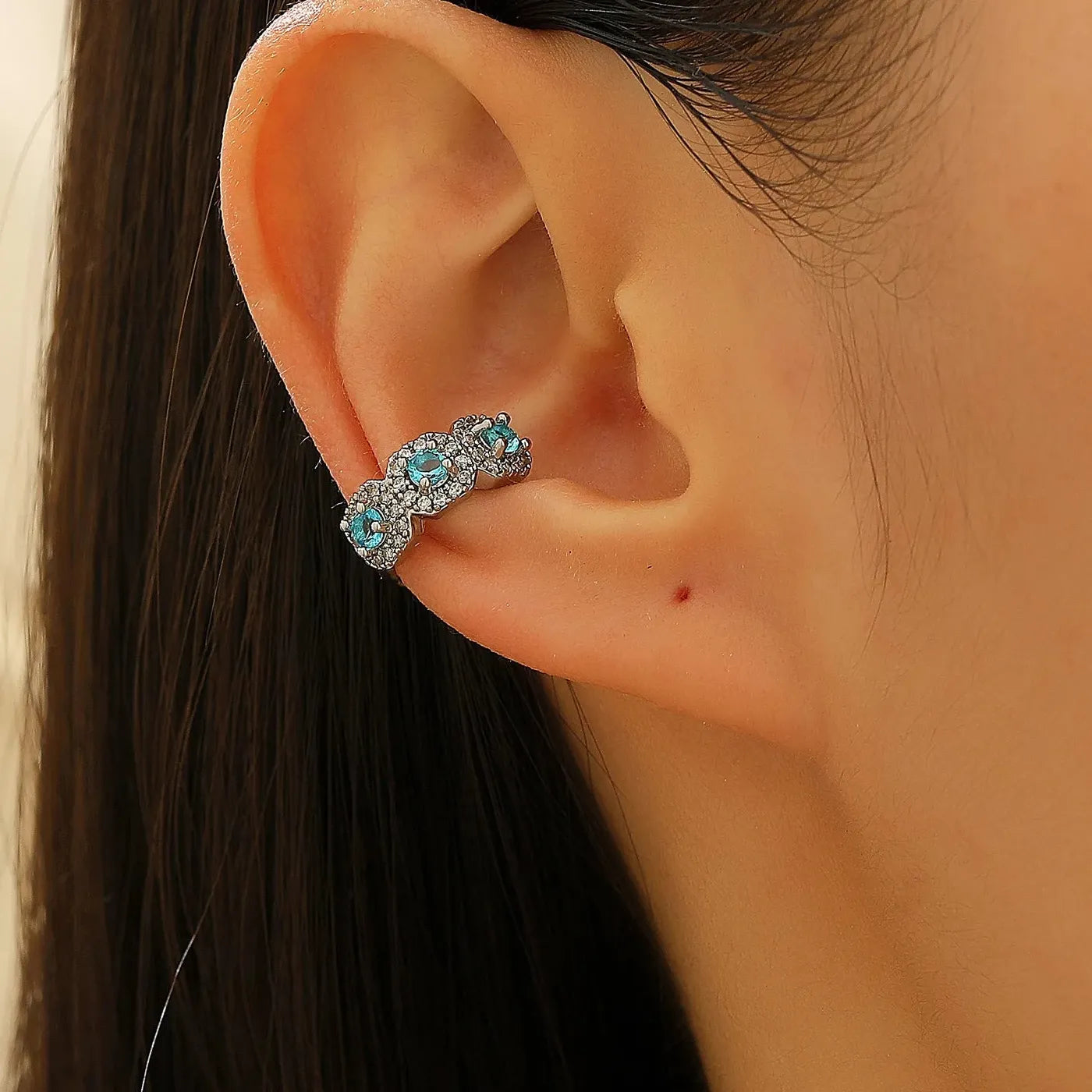 Vintage Punk Hip Hop Clip Earrings Zinc Alloy Rhinestone Gift