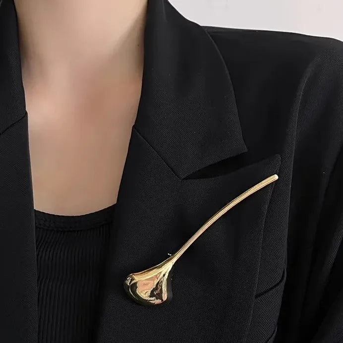 Glossy Copper Metal Ginkgo Leaf Brooch for Women Punk Hiphop Fashion Pin