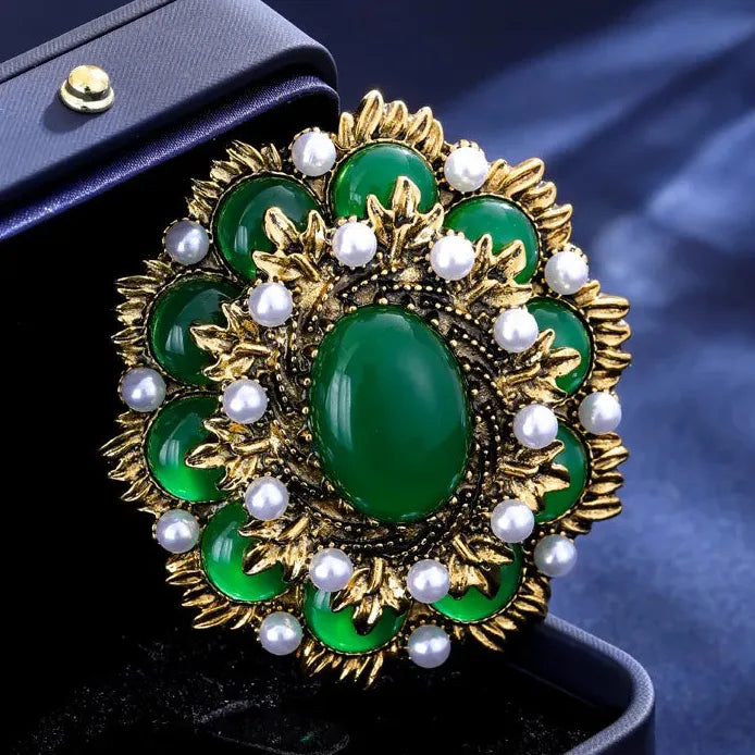 Vintage Geometric Green Whirlwind Smokey Leaf Women's Brooch Gift