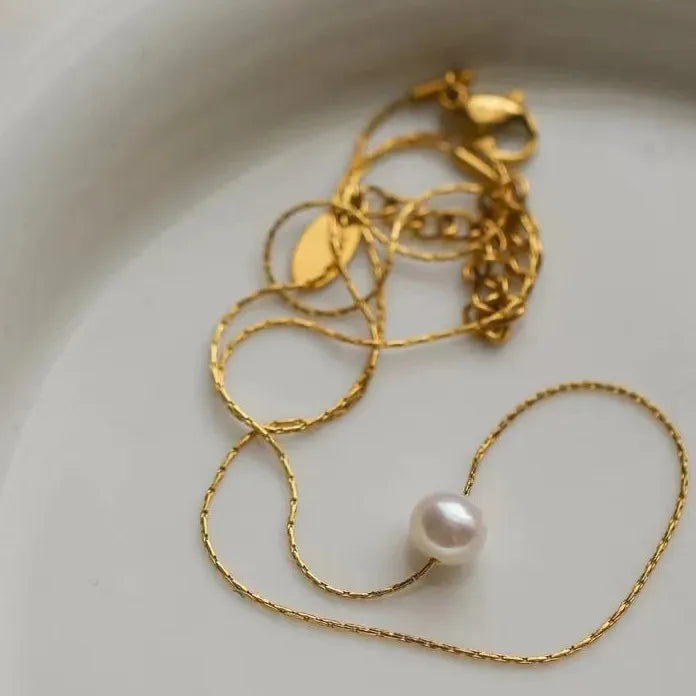 Elegant Freshwater Pearl Collarbone Necklace 18K Gold Plated Clavicle Choker Jewelry