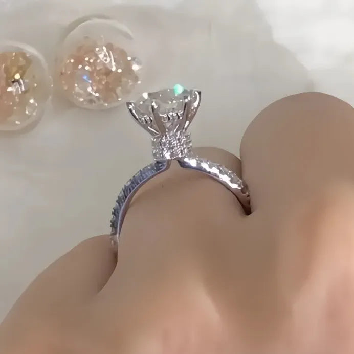 Elegant Women’s Prong Setting Cubic Zirconia Ring Wedding Anniversary Gift
