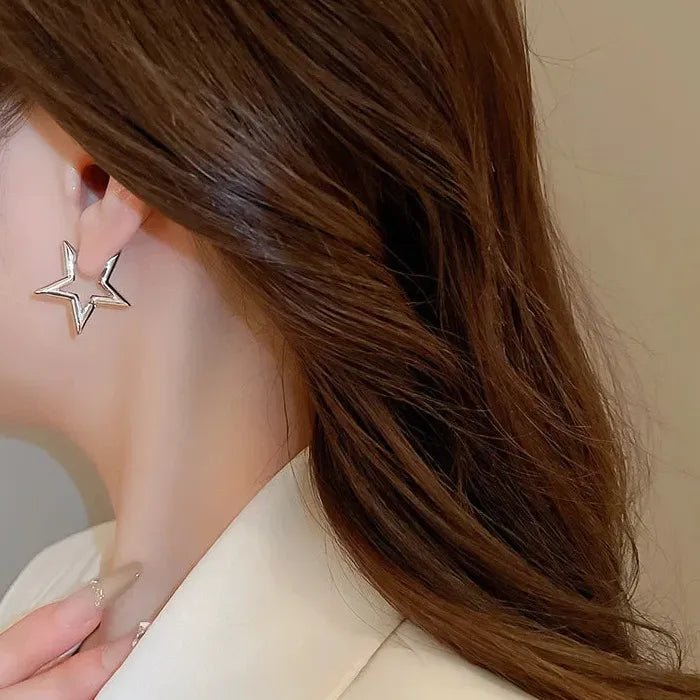 Minimalist Zinc Alloy Star Geometric Hoop Earrings for Women Punk Huggie
