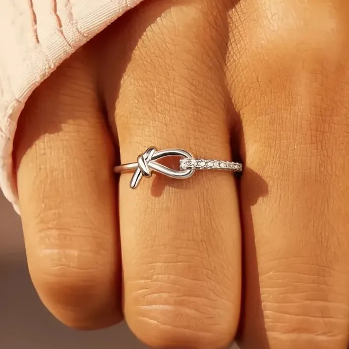 Trendy Brass Knot Cubic Zirconia Rings for Women Party Jewelry