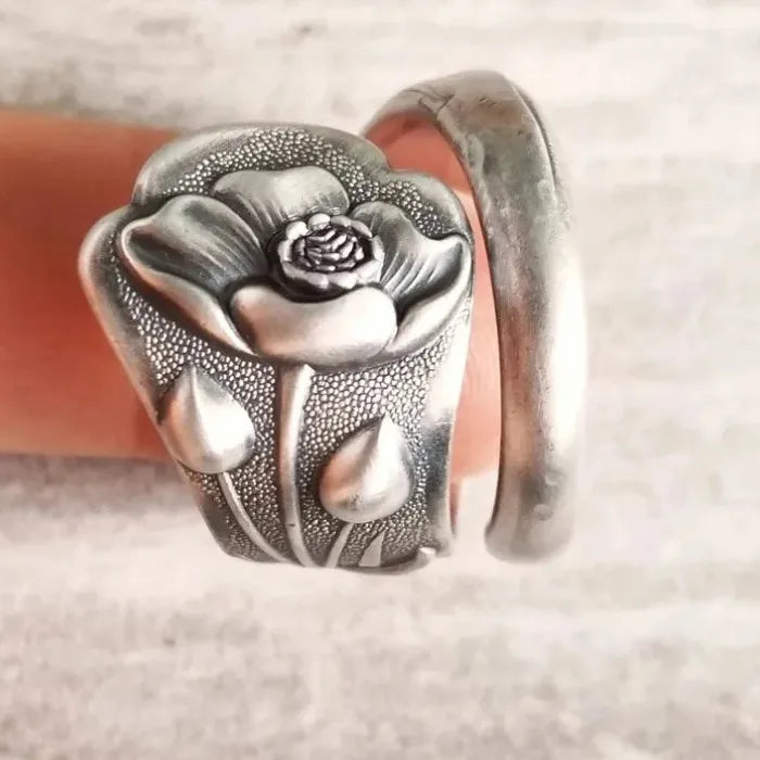 Dark Flower Zinc Alloy Ring Women’s Engagement Christmas Gift Fashion Accessory