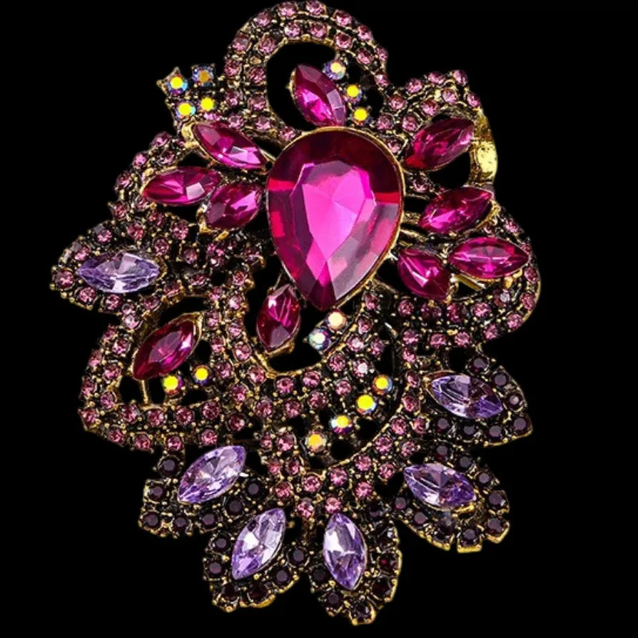 Floral Openwork Classic Brooch Wedding Gift for Women and Men
