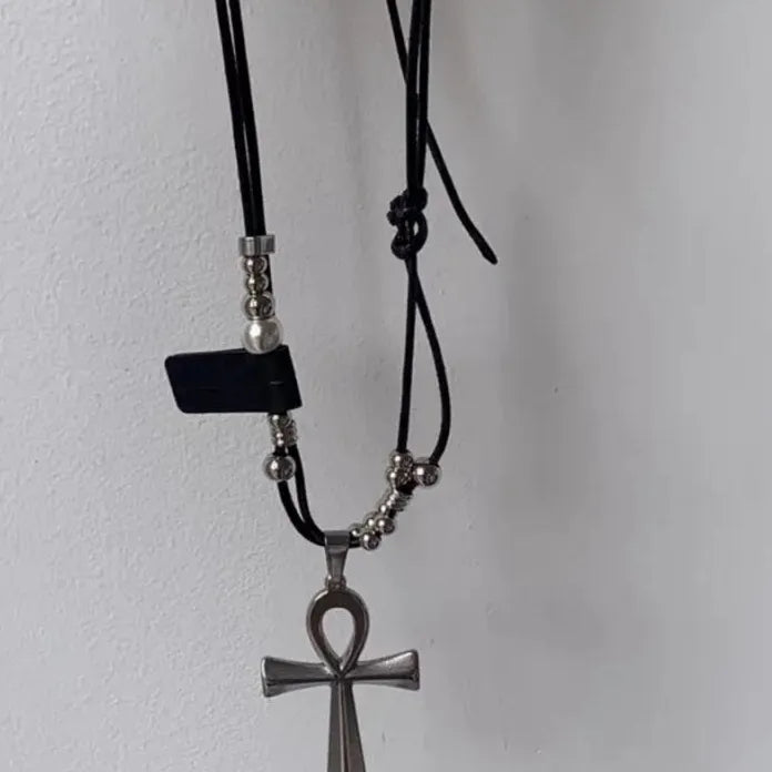 Y2K Retro Zinc Alloy Cross Pendant Necklace Punk Goth Jewelry for Women