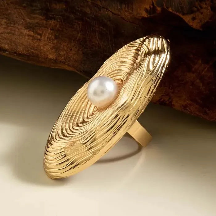 Vintage Gold Flower Ring Featuring Imitation Pearl for Women Jewelry