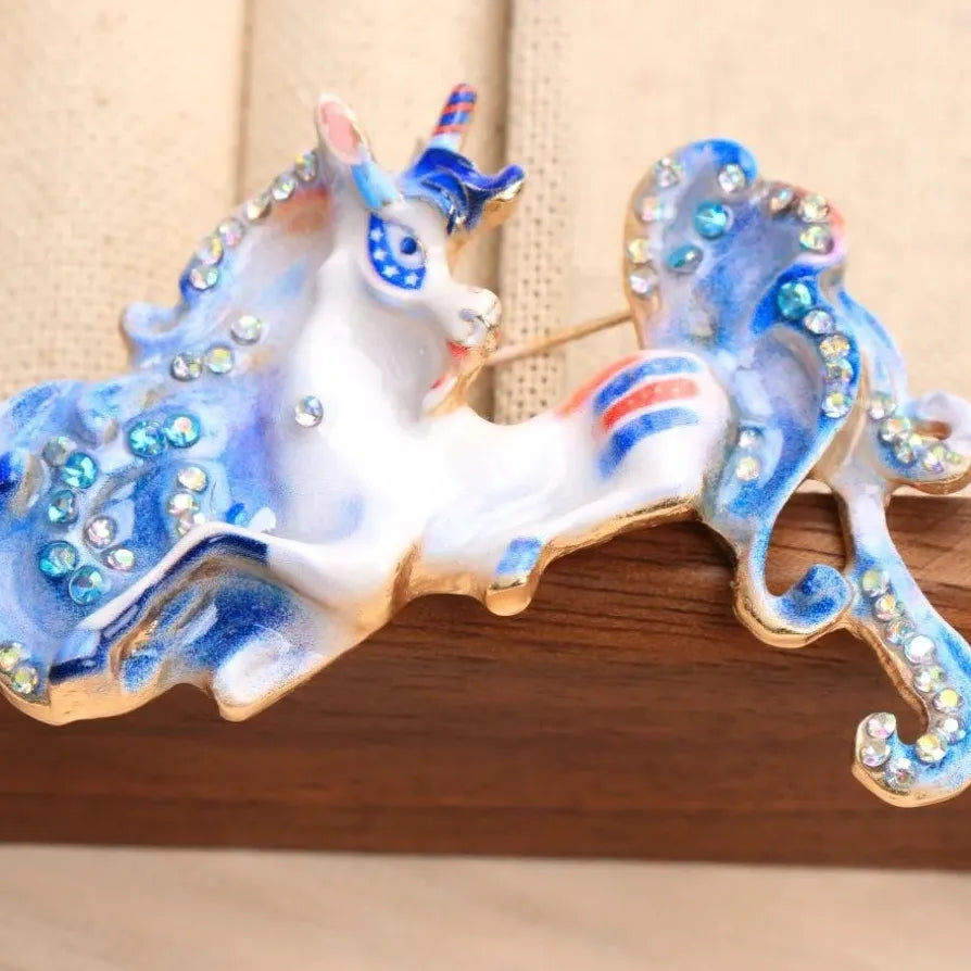 Luxury Vintage Horse Year Warhorse Unicorn Brooch for Men and Women