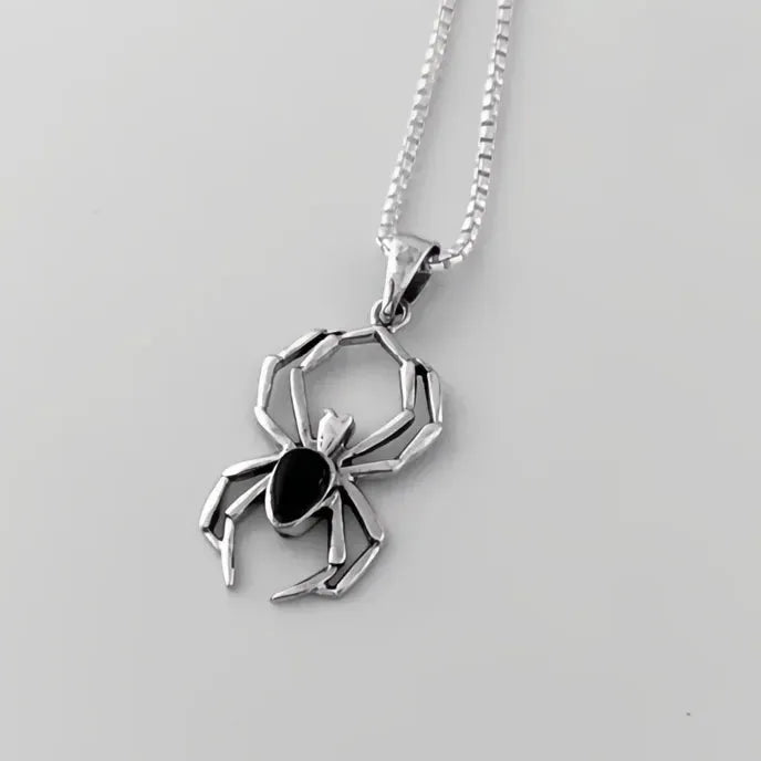 Spider Pendant Necklace for Women Girls, Acrylic Brass Geometric Y2K Silver Chain