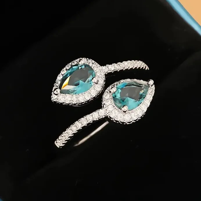 Adjustable Elegant Water Drop Cubic Zirconia Ring for Women