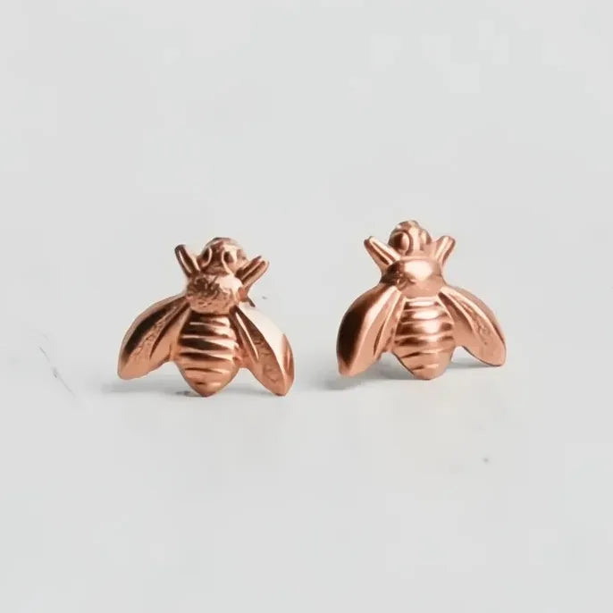 Dainty Geometric Bee Stud Earrings Copper Alloy Fashion Jewelry Gift for Women