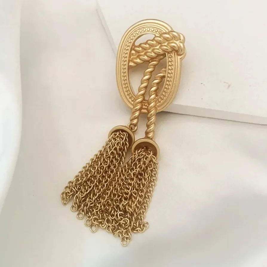 Classic Flower Tassel Brooch Pin Jewelry Gift for Men & Women