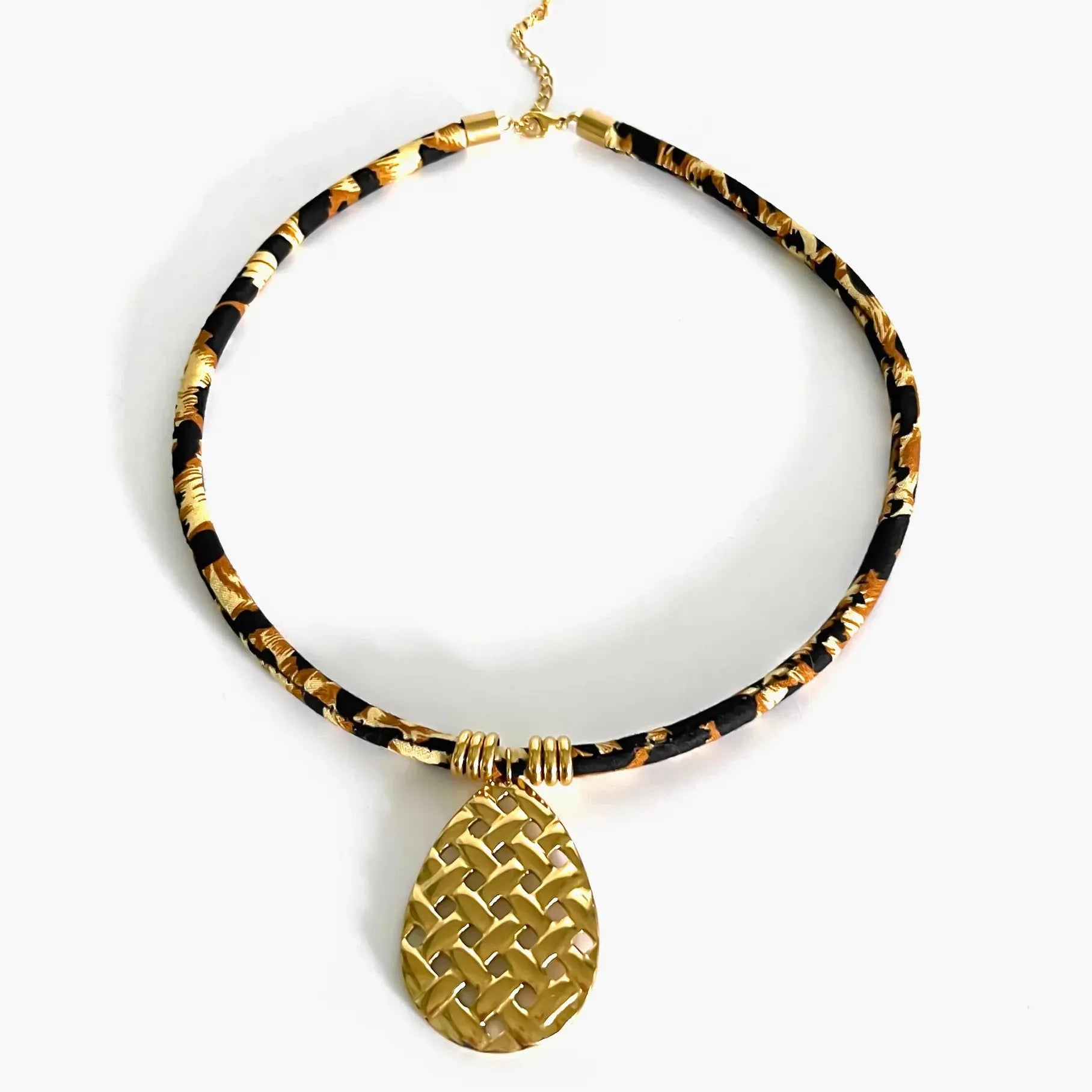 Adjustable Leopard Print Cord Necklace with Zinc Alloy Fish Bird Pendant Choker Gift