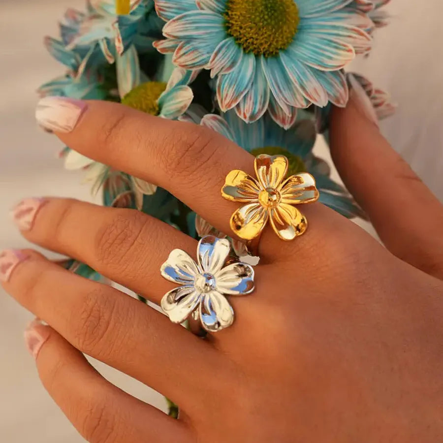 Vintage Stainless Steel Flower Opening Ring Heart Petal Jewelry for Women Men Gift