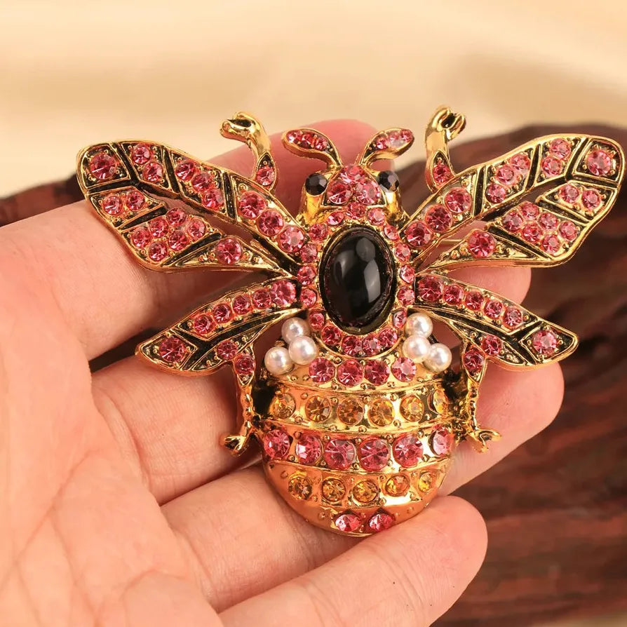 Luxury Bee Brooch Classic Style Jewelry Gift for Men and Women