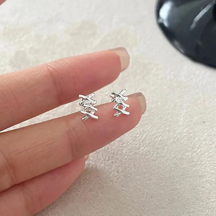 Small Silver Geometric Bow Stud Earrings for Women Zinc Alloy Jewelry